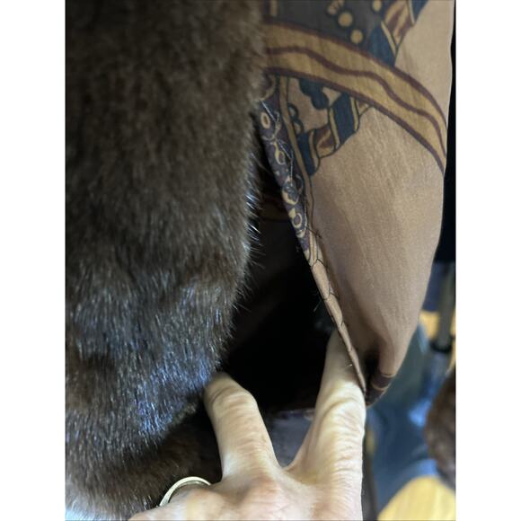 Mink Fur Coat Size L/XL dark brown cuffs ,wide collar print lining euc SEE MEASU - Picture 13 of 16